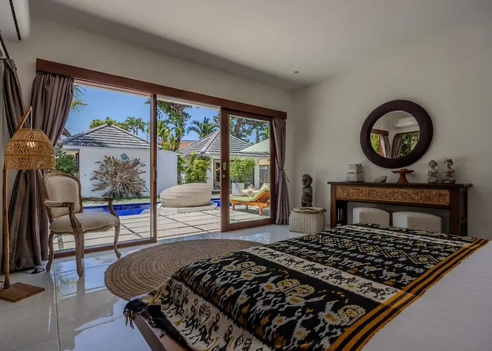 Villa Arev, 4br Family-friendly In Umalas, Garden & Pool Kerobokan