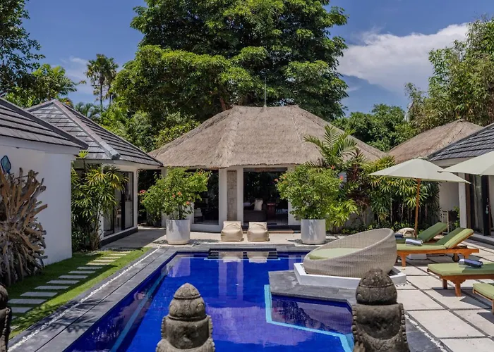 Arev, 4br Family-friendly In Umalas, Garden & Pool Kerobokan